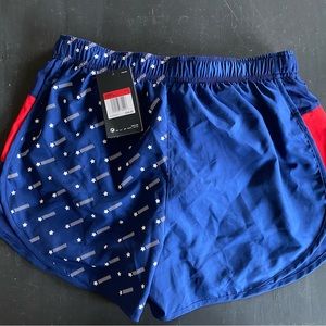 Nike shorts women’s large NWT